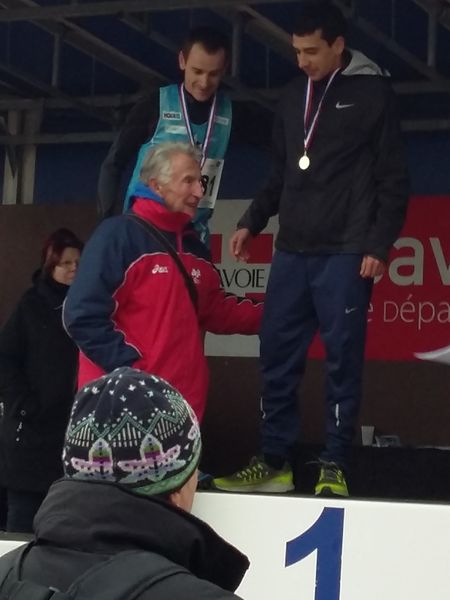 Hassan encore et toujours sur la 1<sup>re</sup> marche